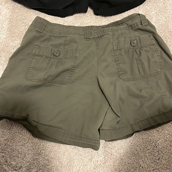 Two pairs of Rickis Size 8 shorts - Picture 6 of 6